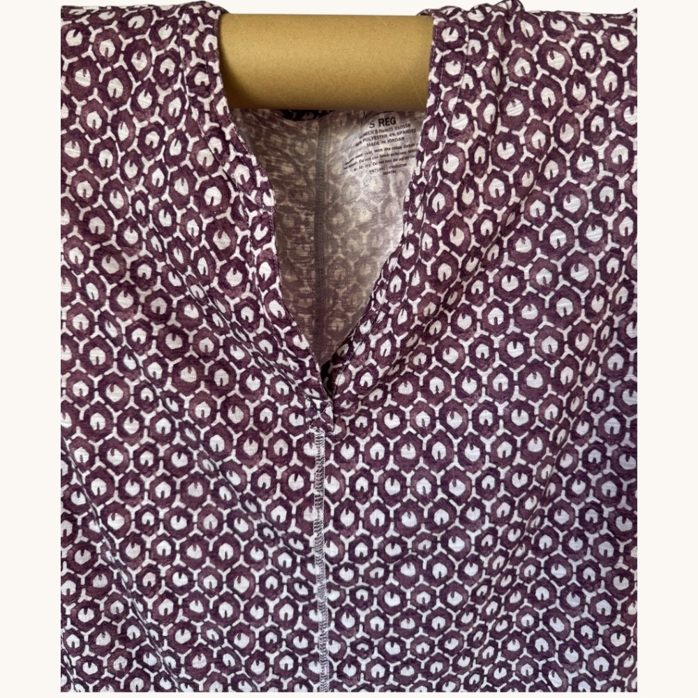 LL Bean Womens Small Purple Geometric Print Split Neck Short Sleeve Top 510118 - Picture 5 of 6